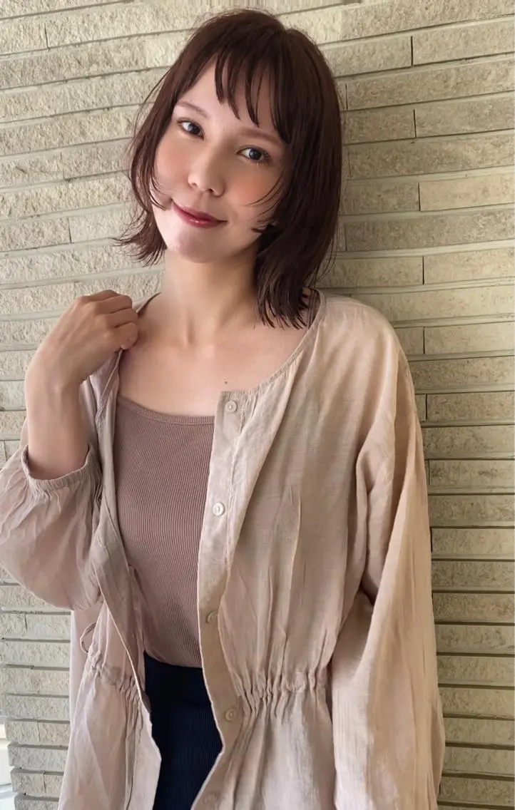 ミディアム カラー イルミナカラー カット ヘアカラー トリートメント grand juteのヘアスタイル