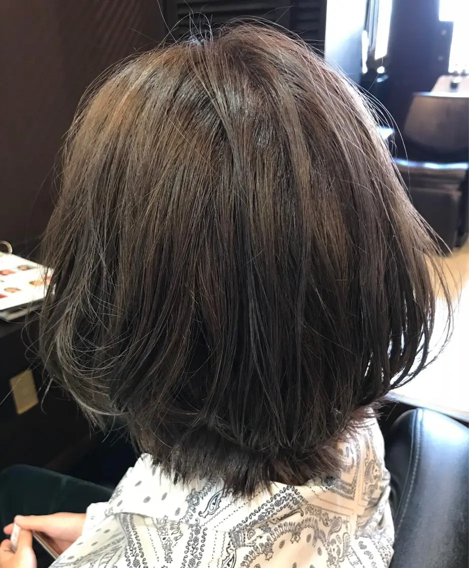 ショート カラー イルミナカラー バイオレットカラー カット ヘアカラー 藤本 麻衣のヘアスタイル