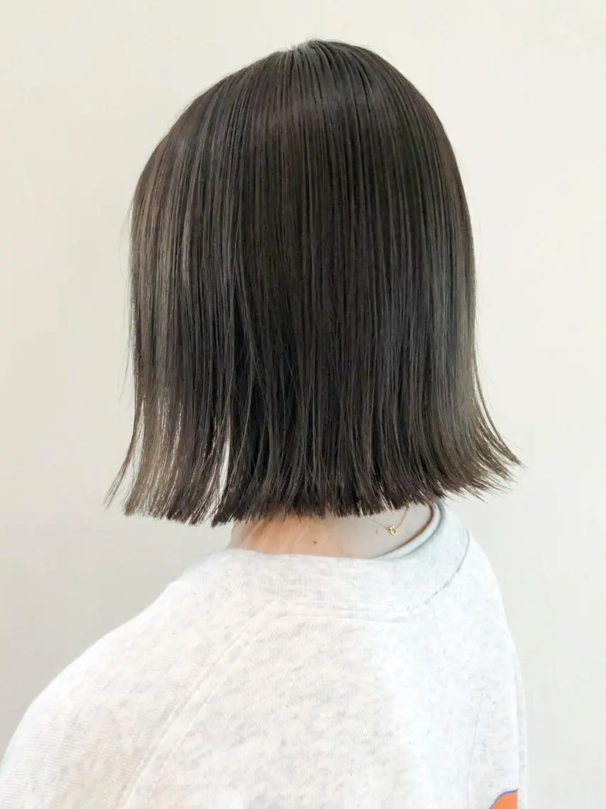 ヘアアレンジ カラー パーマ 切りっぱなしボブ グレージュ オリーブグレージュ オリーブグレー ボブ カット ITbyALBUM 松戸のヘアスタイル