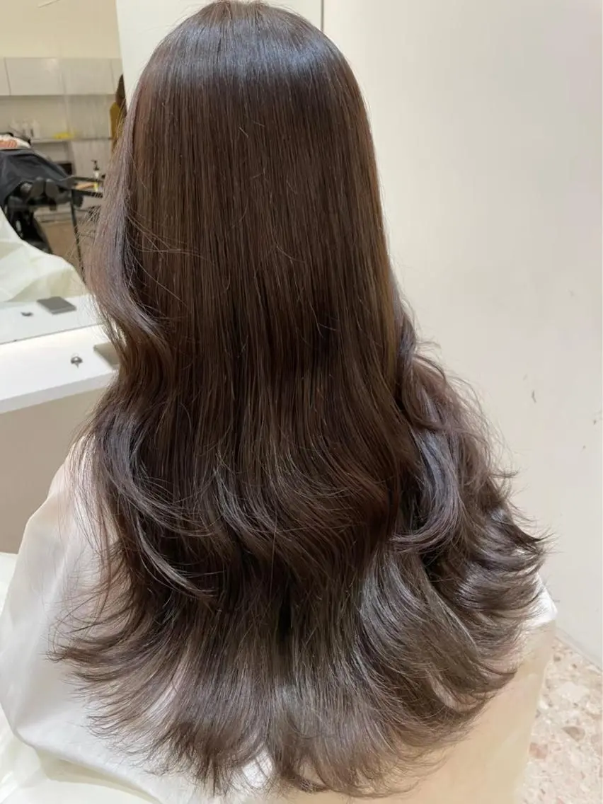 セミロング 韓国風🤍 イワサキ リコ🍒のネイルデザイン
