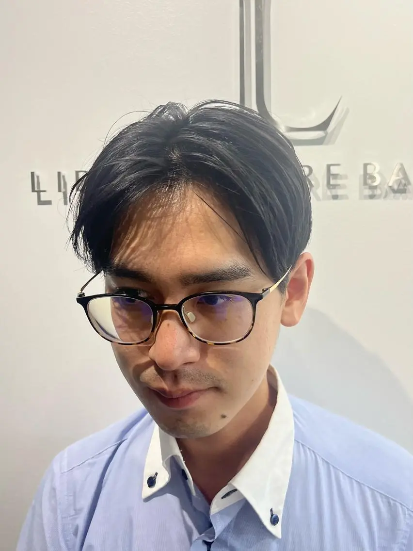 ショート メンズ センターパート フェードカット マンバンヘア モヒカン マッシュ カット HANA ハナのヘアスタイル