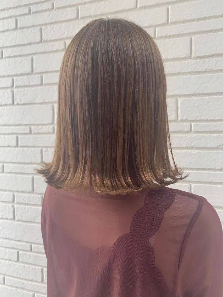 ミディアム おせ ちさとのヘアスタイル