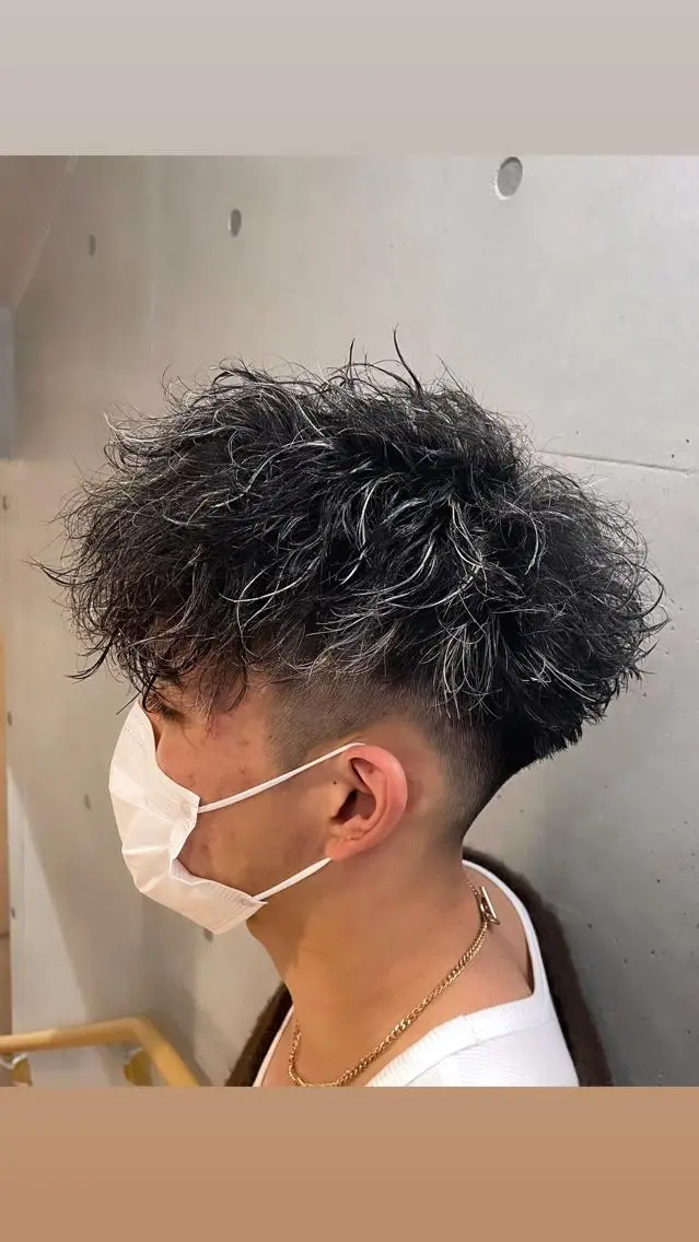 ショート カラー パーマ メンズ メンズブリーチ メンズハイライト メンズメッシュ メンズパーマ ブリーチ カット ヘアカラー パーマ 🔥メンズ超特化🔥 青木海斗のヘアスタイル