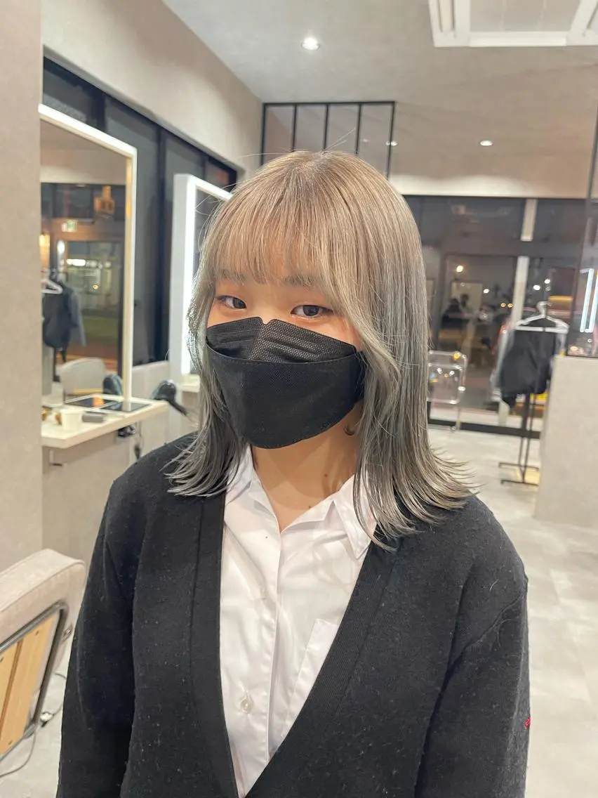 ミディアム カラー カット ヘアカラー トリートメント 一ノ瀬 暁のヘアスタイル