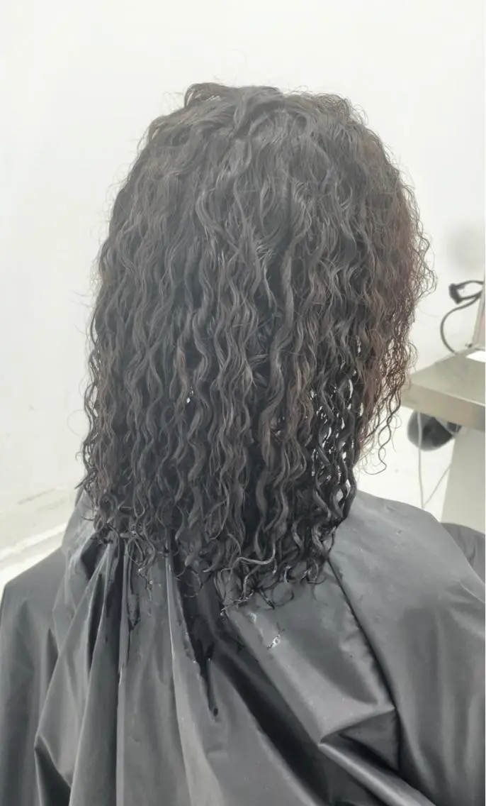 ミディアム パーマ ミディアムパーマ 外国人風カラー 【柏メンズパーマ職人 】店長　KAZUMAのヘアスタイル