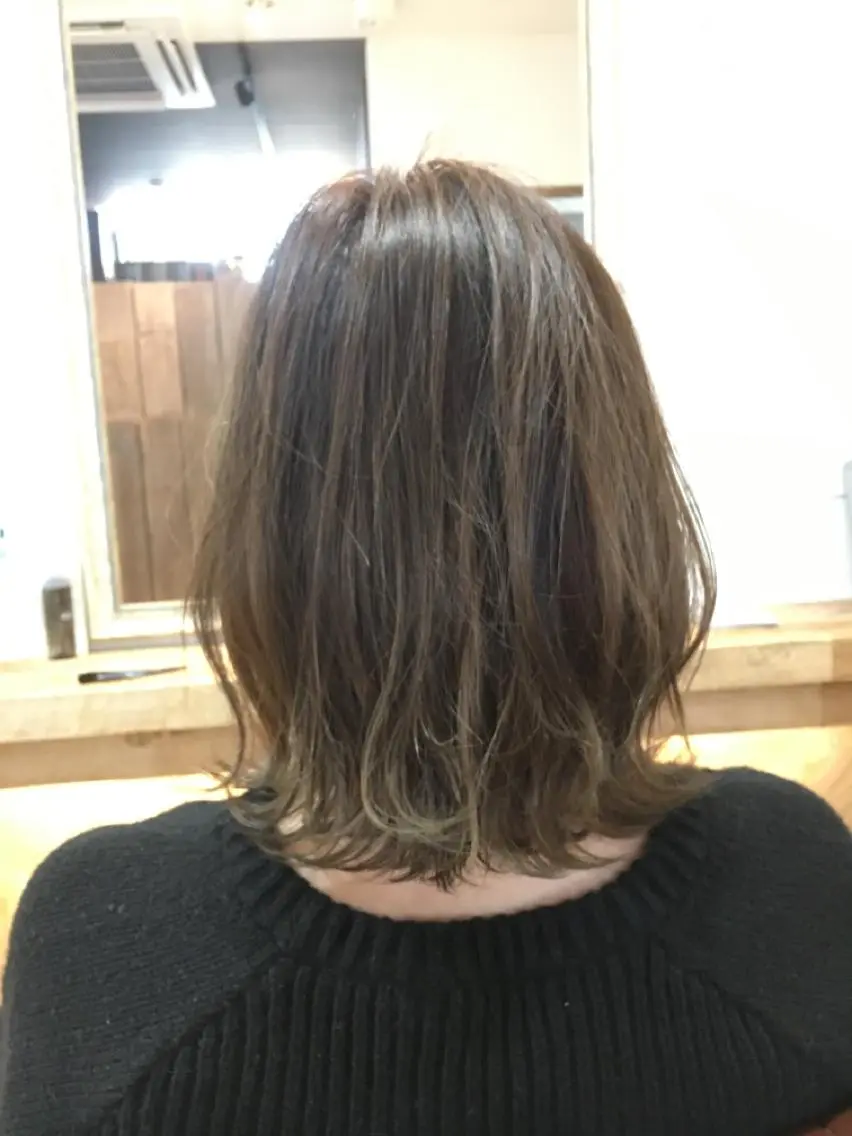 ミディアム ヘアカラー トリートメント 末石 智のヘアスタイル