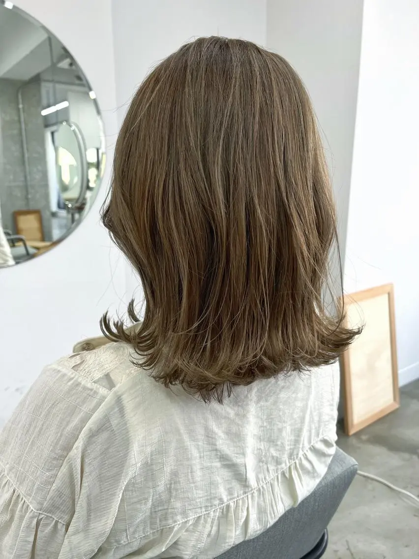 セミロング カラー カット ヘアカラー トリートメント ⭐️当日OK⭐️ 岩田峻のヘアスタイル