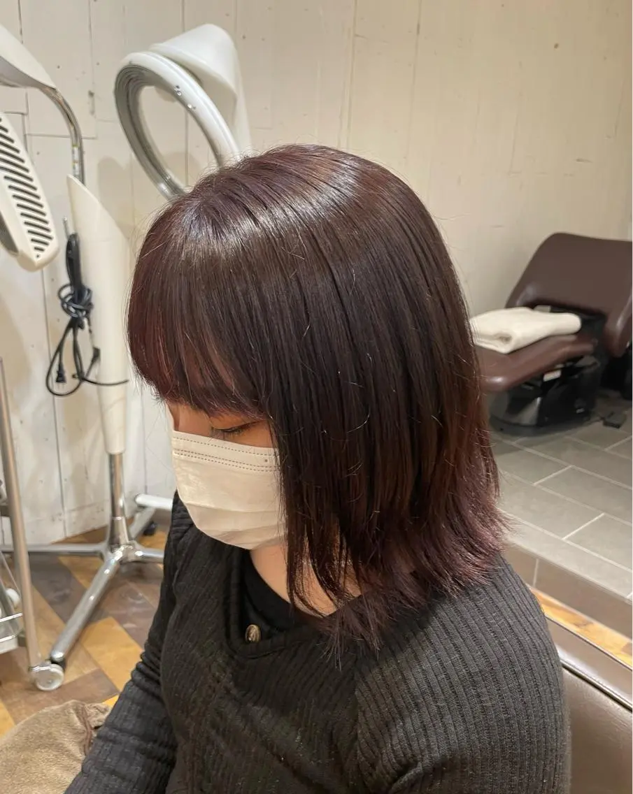 ミディアム カラー 井上 ほのかのヘアスタイル