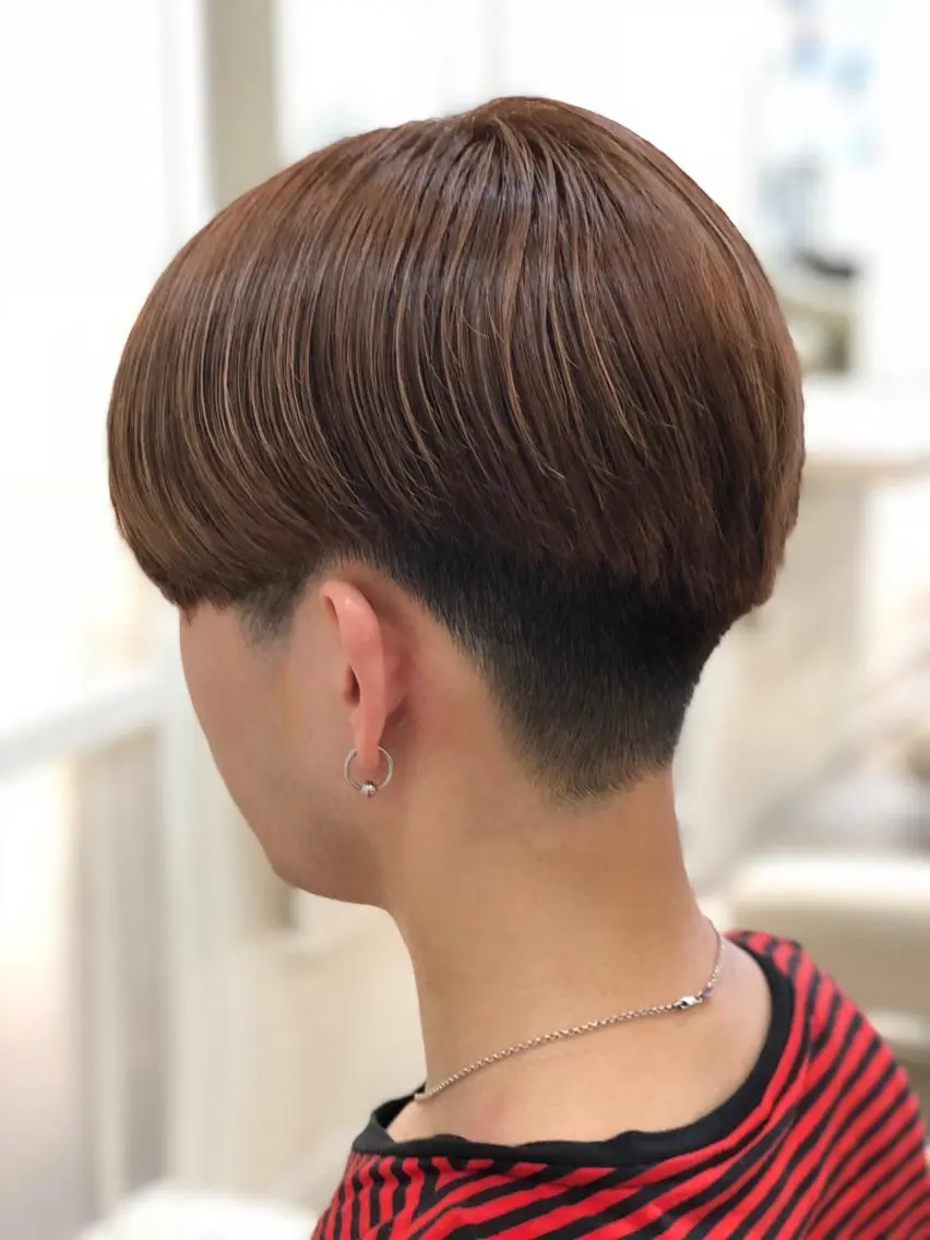ショート カラー メンズ メンズハイライト ブラウンカラー ハイライトカラー イルミナカラー オレンジ 須賀 一美のヘアスタイル