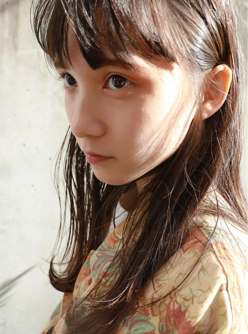カラー 大山 茶子のヘアスタイル