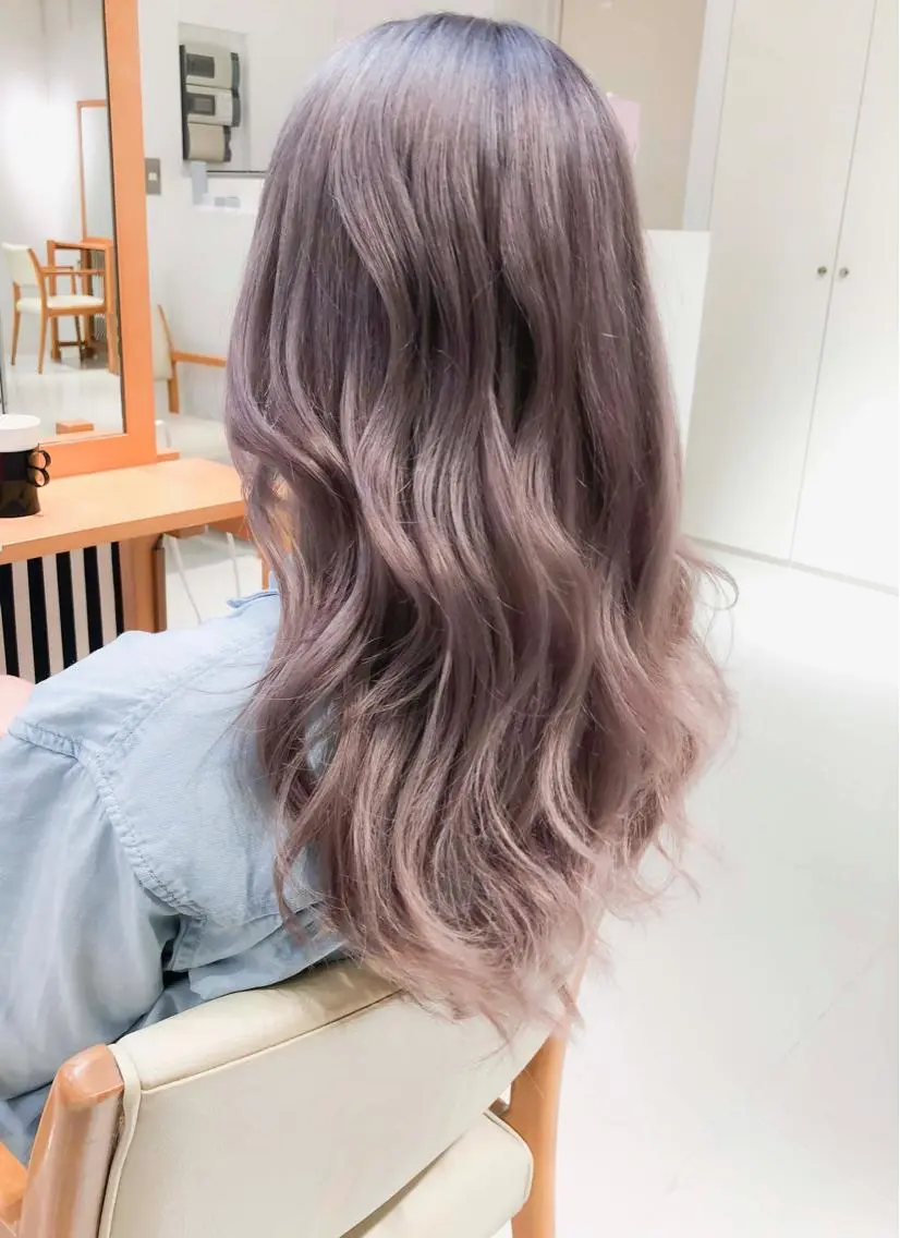ロング カラー アッシュ ピンクカラー ピンクアッシュ Days 透明感カラーのヘアスタイル