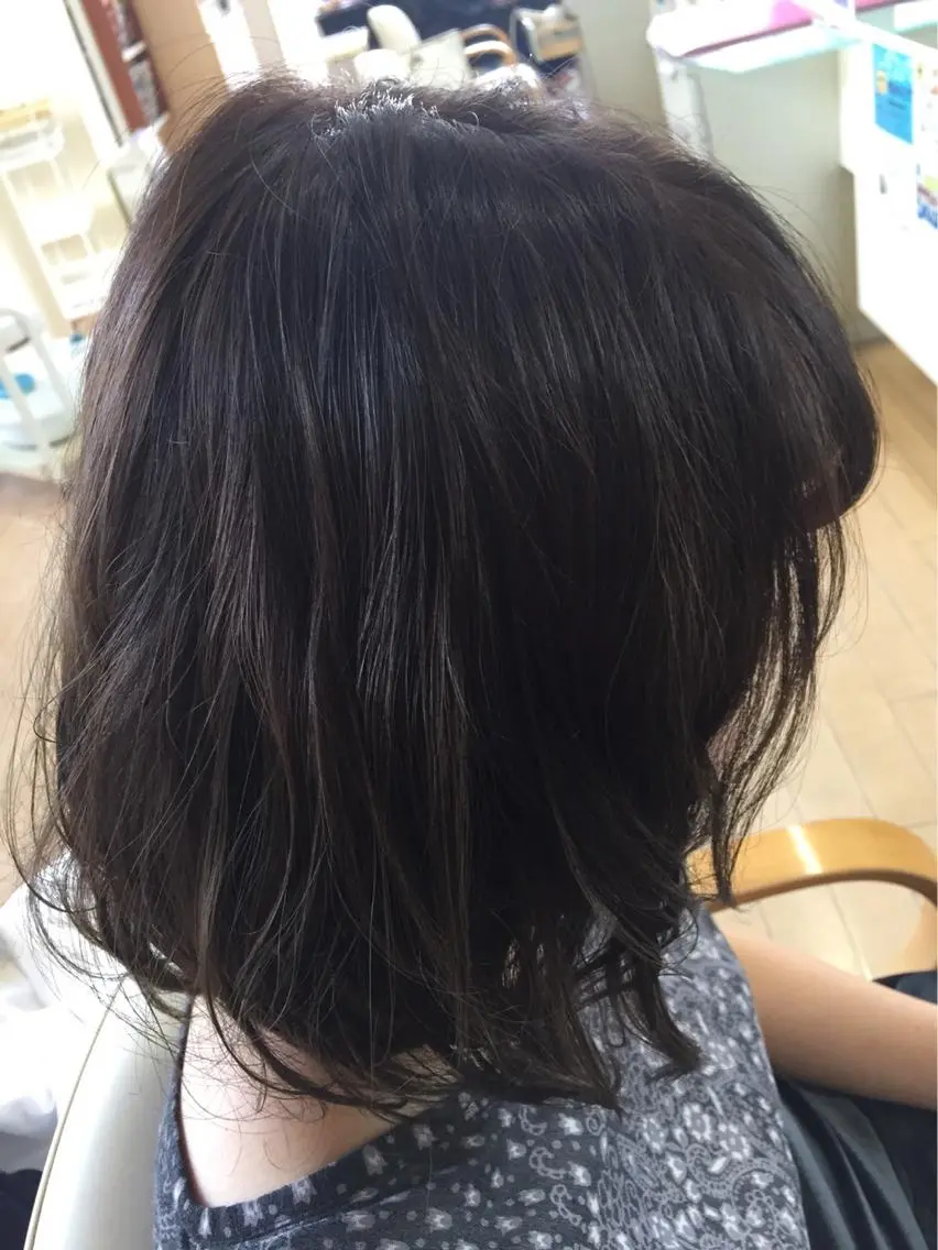 ミディアム カラー アッシュ ヘアカラー 吉川 茉由子のマツエク・マツパデザイン