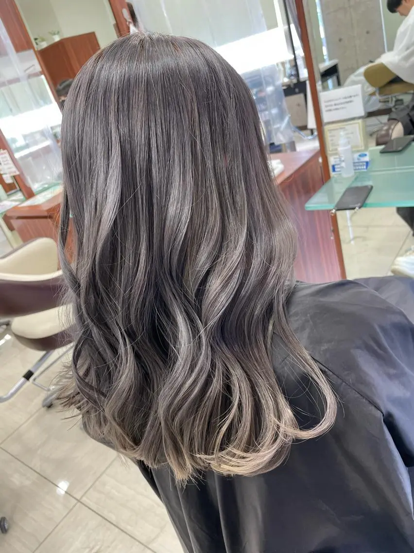 セミロング 色川 優斗《髪質改善》のヘアスタイル