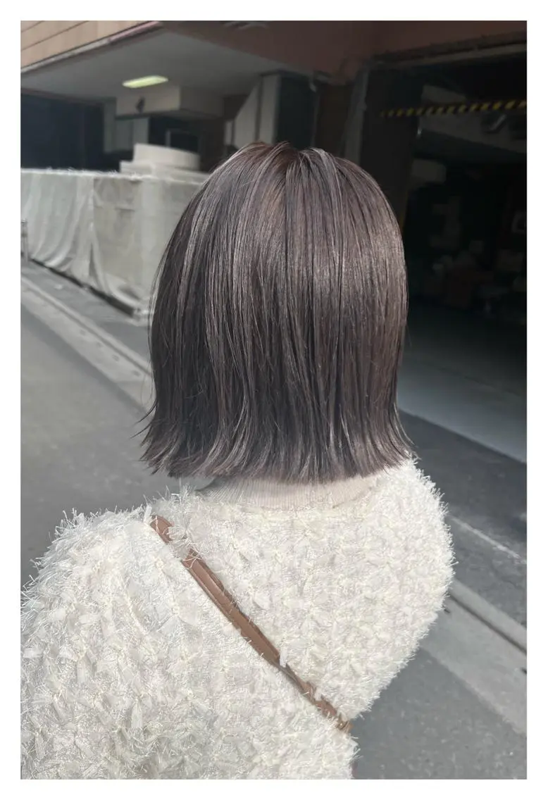 ミディアム オイカワ ルウのヘアスタイル