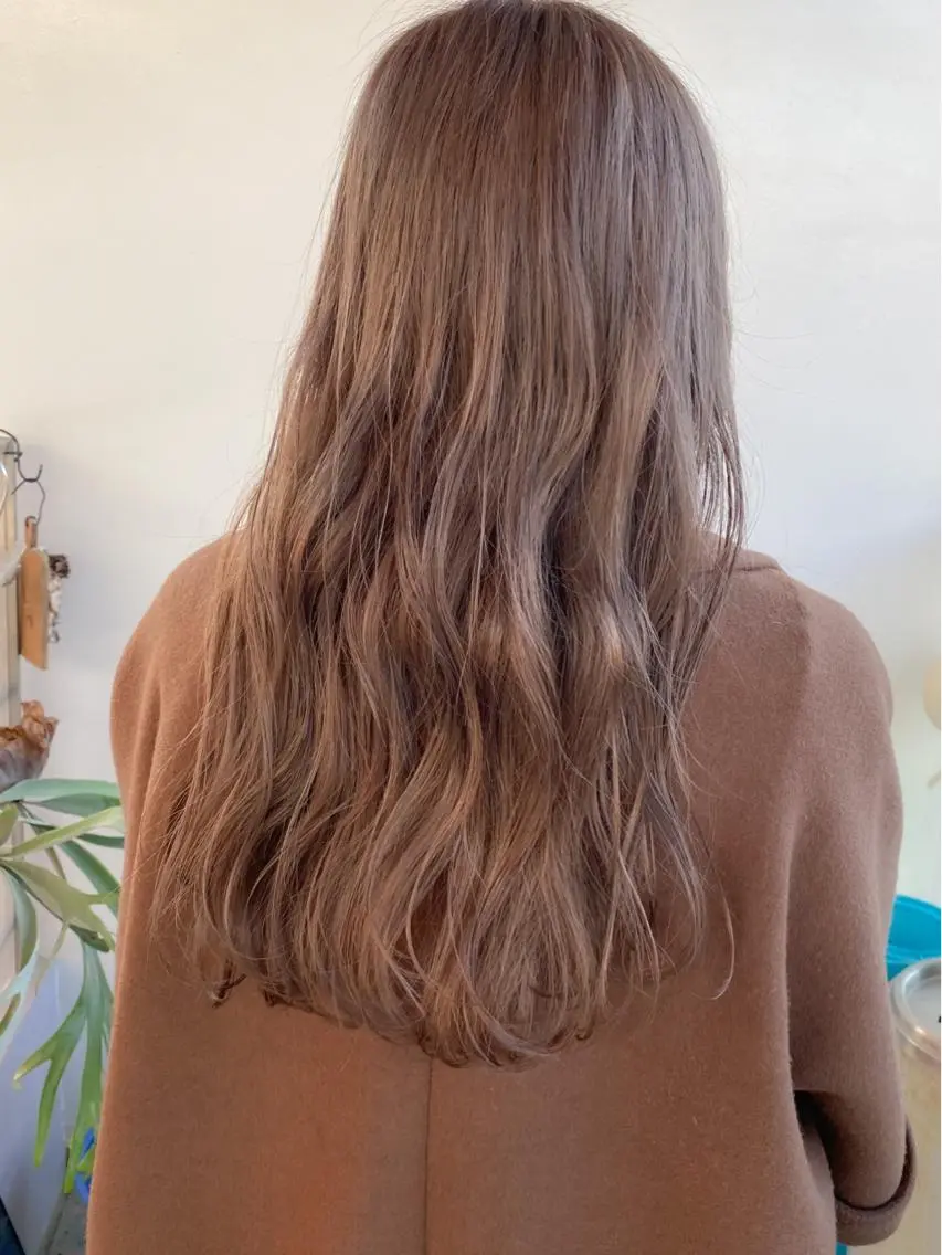 ロング カラー 中屋恵美⁑透明感 カラー⁑ナチュラルのヘアスタイル