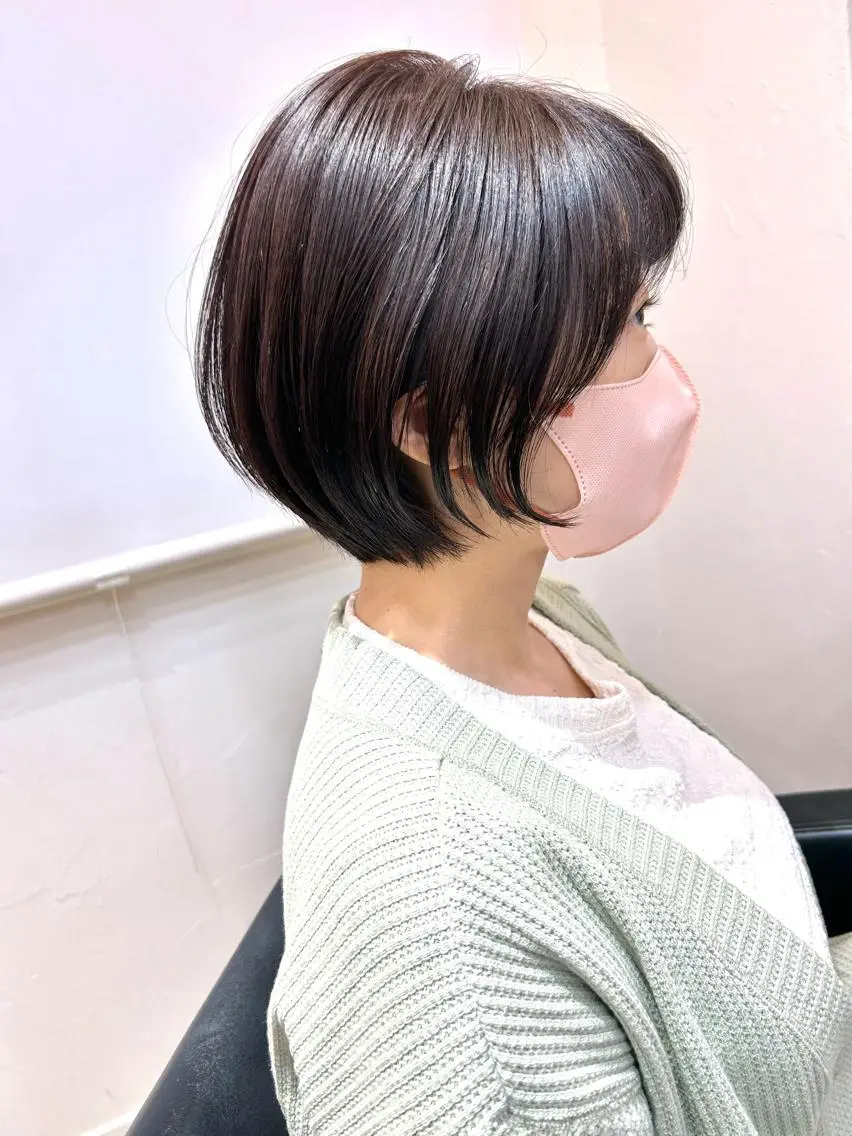 ショート カラー ブリーチ ケアブリーチ ダブルカラー ハイライトカラー イルミナカラー 中北篤志 ショートボブのヘアスタイル