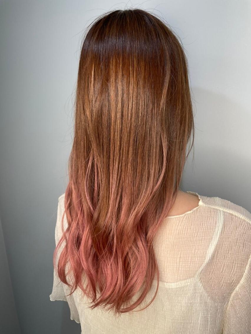 ミディアム カラー アディクシーカラー アッシュ ブルーカラー ダークアッシュ イヤリングカラー トップスタイリスト ✨KIRIKA中野✨のヘアスタイル
