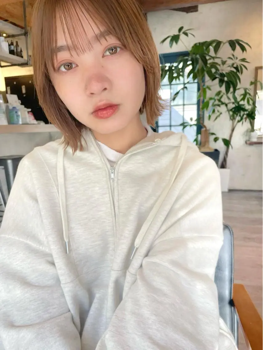 ショート カラー 結べるレイヤーボブ くびれLady表参道のヘアスタイル