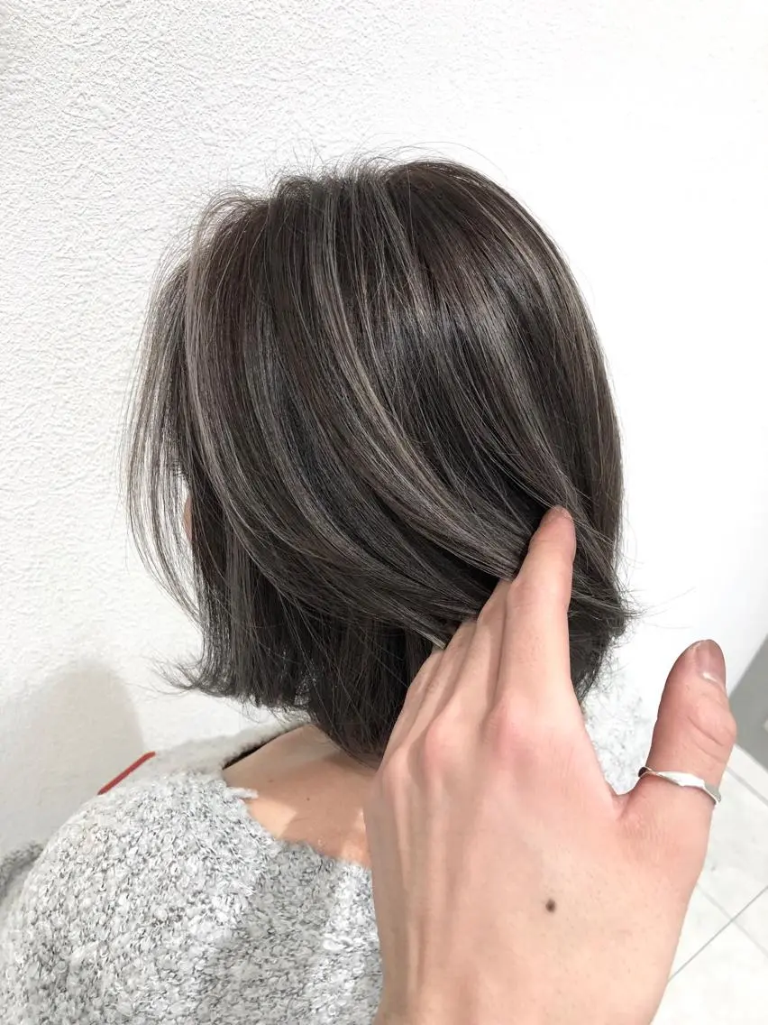 ショート カラー ハイライトカラー ハイライト 海外風レイヤーカット 👑店長 平松 由のヘアスタイル