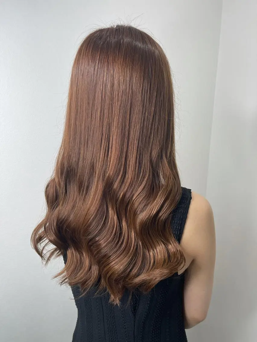 ロング カラー トリートメント ヘアカラー トリートメント emi/髪質改善/ 韓国風/艶カラーのヘアスタイル