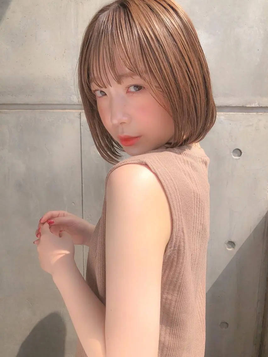 ミディアム ワンレンボブ ボブ レイヤーカット 小山 悠のヘアスタイル