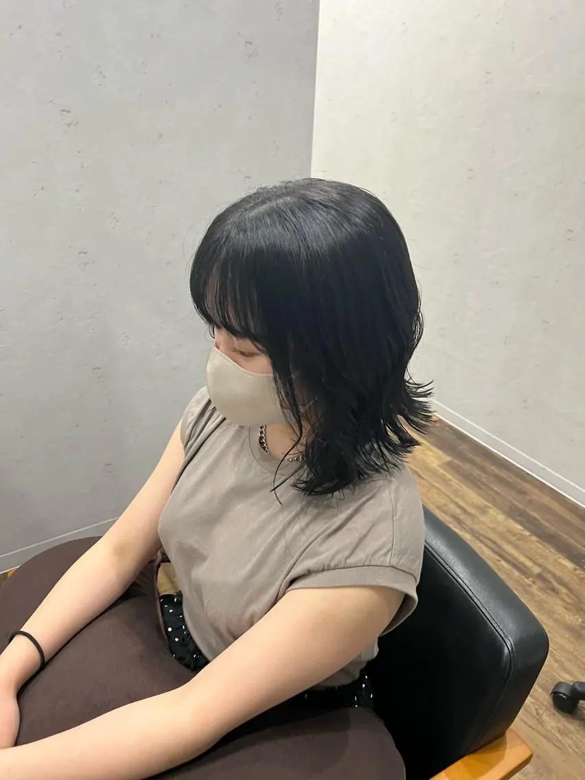 ミディアム カラー ベージュカラー オリーブベージュ ナチュラルカラー 錦糸町【三橋衿奈】のヘアスタイル
