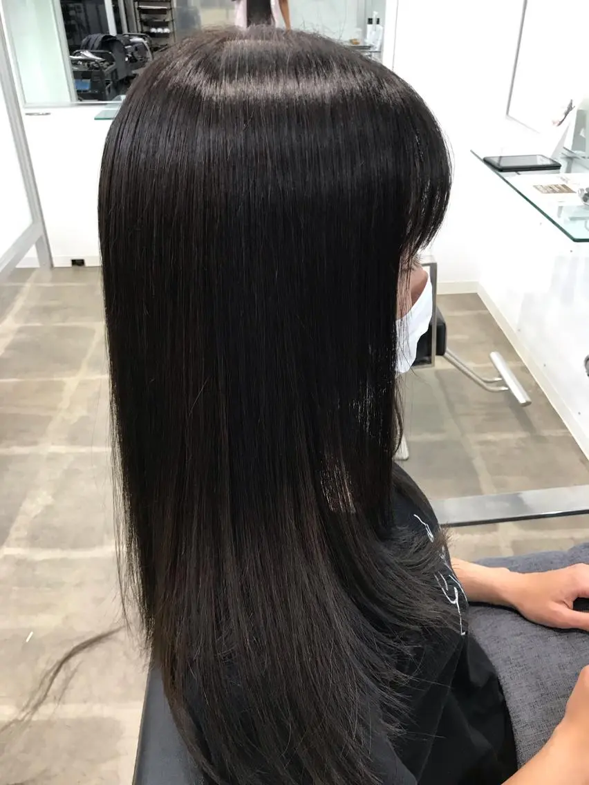 ロング tomo MiND HAiRのヘアスタイル