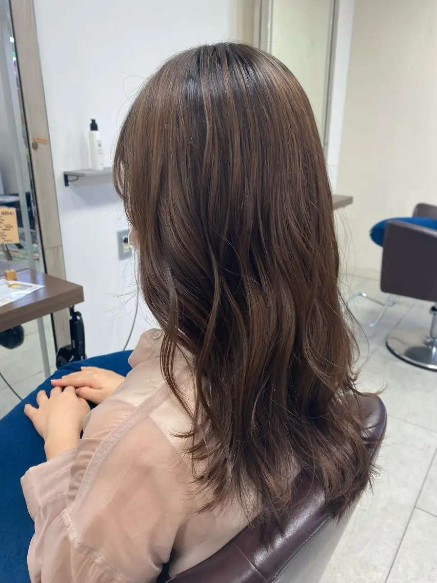 ロング カット トリートメント 月野涼風 /レイヤーカットのヘアスタイル