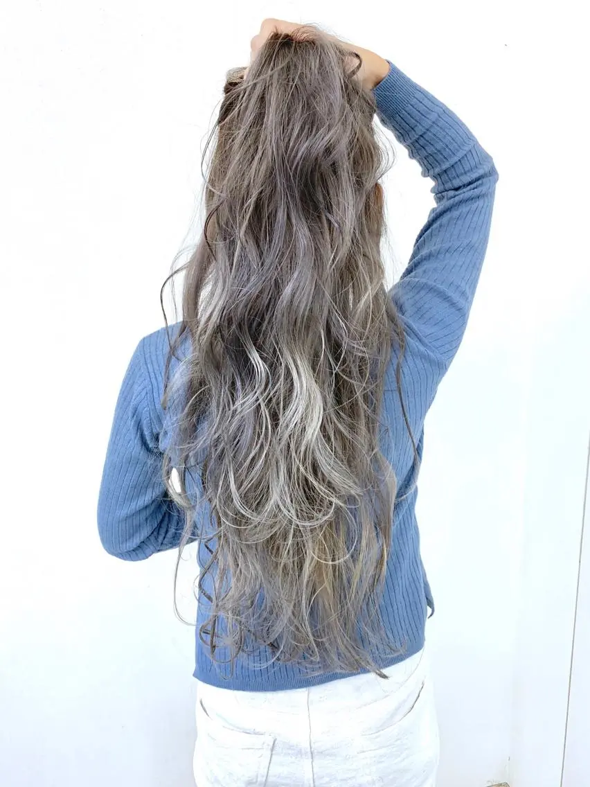 ロング アッシュ 穐田 司樹のヘアスタイル