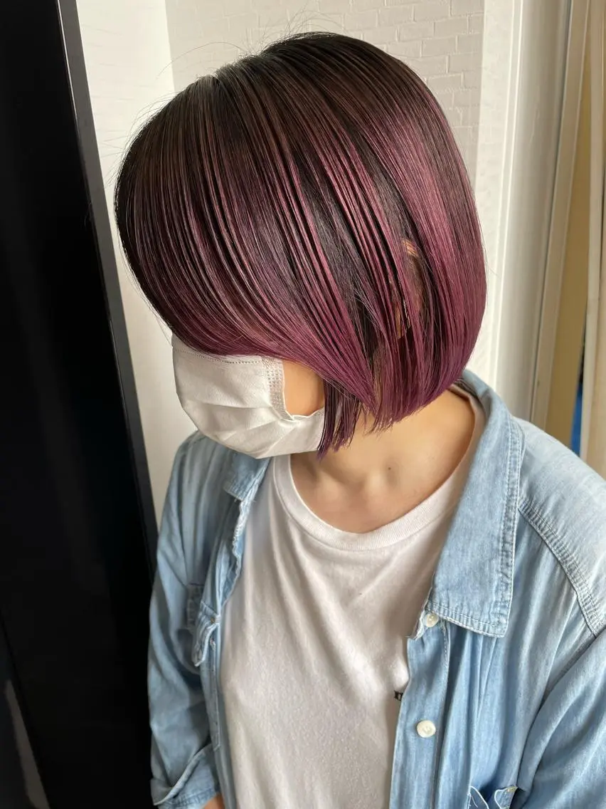 ミディアム カラー バレイヤージュ ピンクカラー レイヤーカット カット ヘアカラー YUI/ ブリーチカラー🌷のヘアスタイル