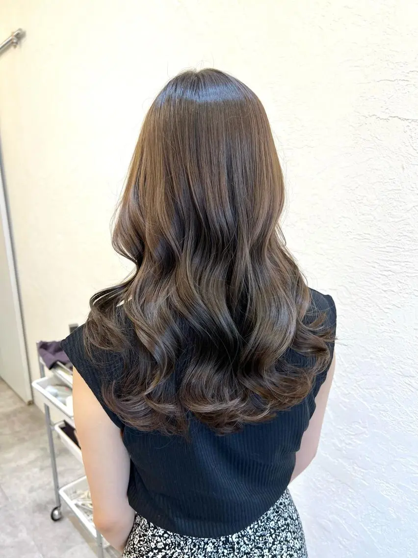 ロング カラー ヘアアレンジ ベージュカラー オリーブベージュ 髪質改善/縮毛矯正 鈴木裕介のヘアスタイル
