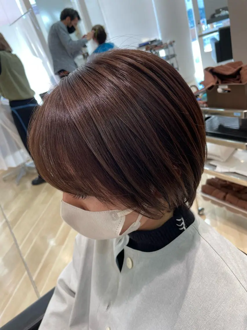 ショート カラー 丸みショート アッシュ ホワイトアッシュ ショートヘア 色川 優斗《髪質改善》のヘアスタイル