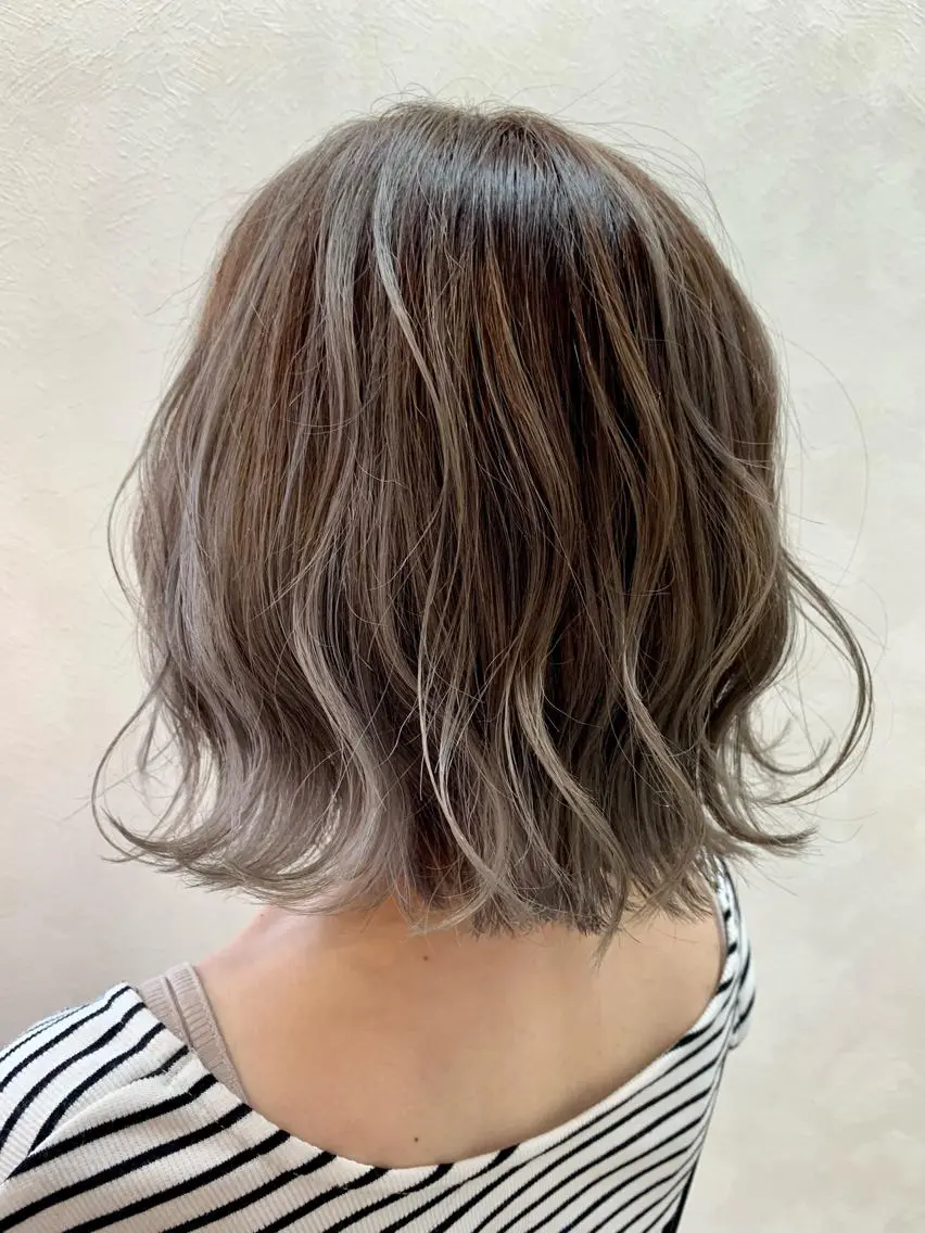ショート カラー バレイヤージュ レイヤーカット カット ヘアカラー トリートメント 加藤 産休につき8月末までのヘアスタイル
