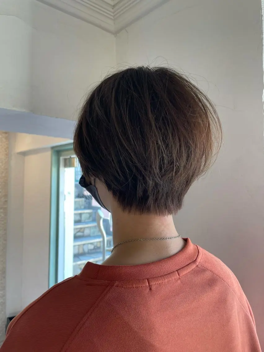 ショート カラー くびれヘア ショートヘア カット ヘアカラー トリートメント ショート/韓国ヘア Moto✂︎のヘアスタイル