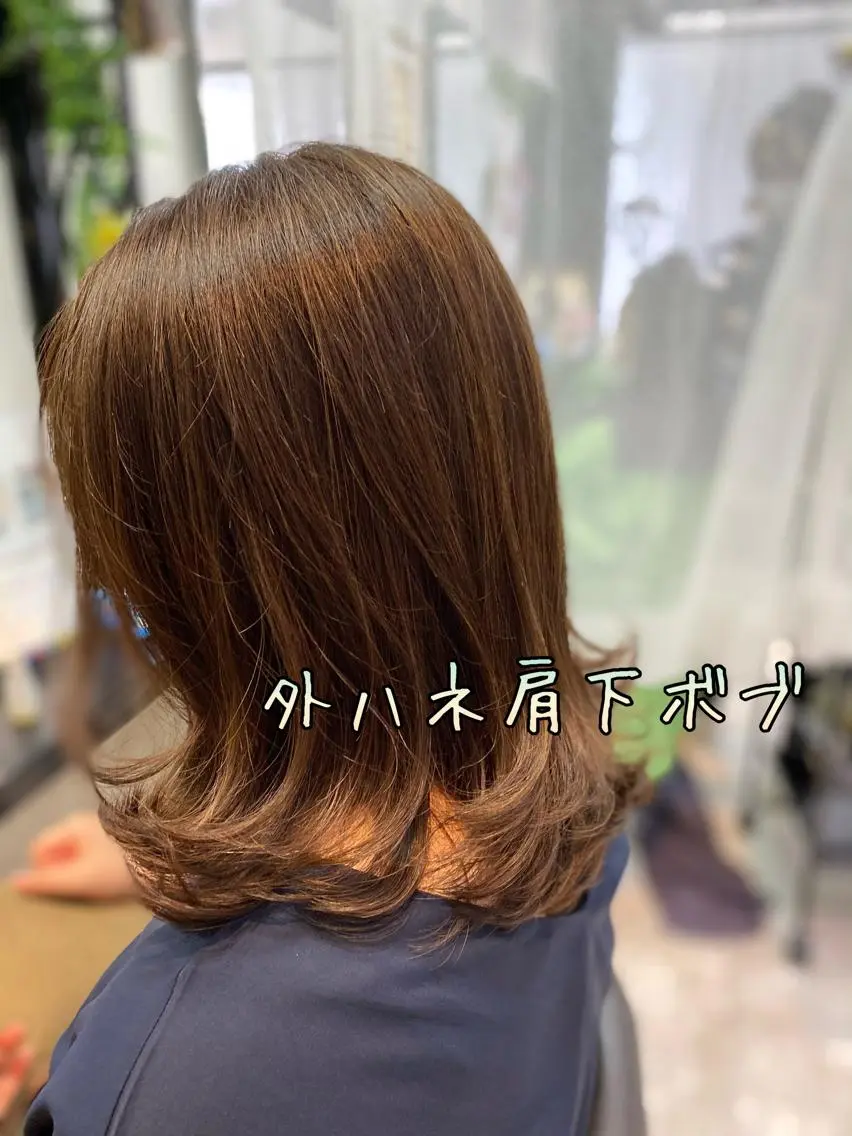 ミディアム カラー ボブ 外ハネヘア 伊藤 早人のヘアスタイル
