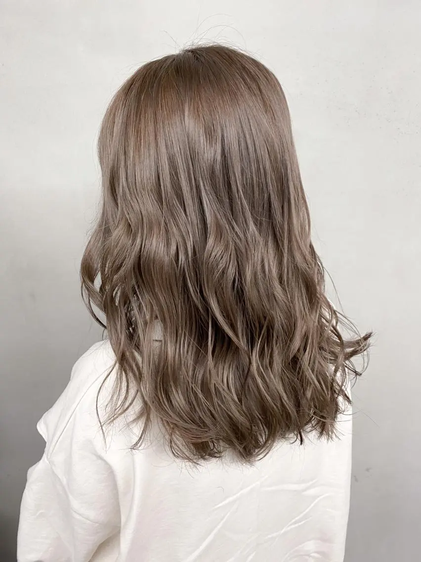 セミロング カラー ヘアアレンジ ブリーチ Ameri/髪質改善 /韓国ヘア🇰🇷のヘアスタイル