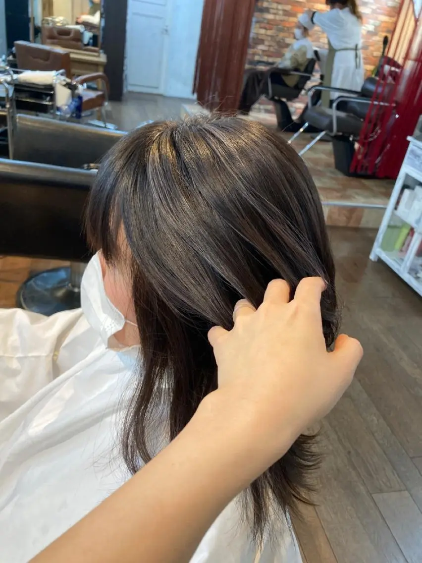 ミディアム カラー ハイライトカラー ハイライト マエダ カズエ🫶 coronahairのヘアスタイル