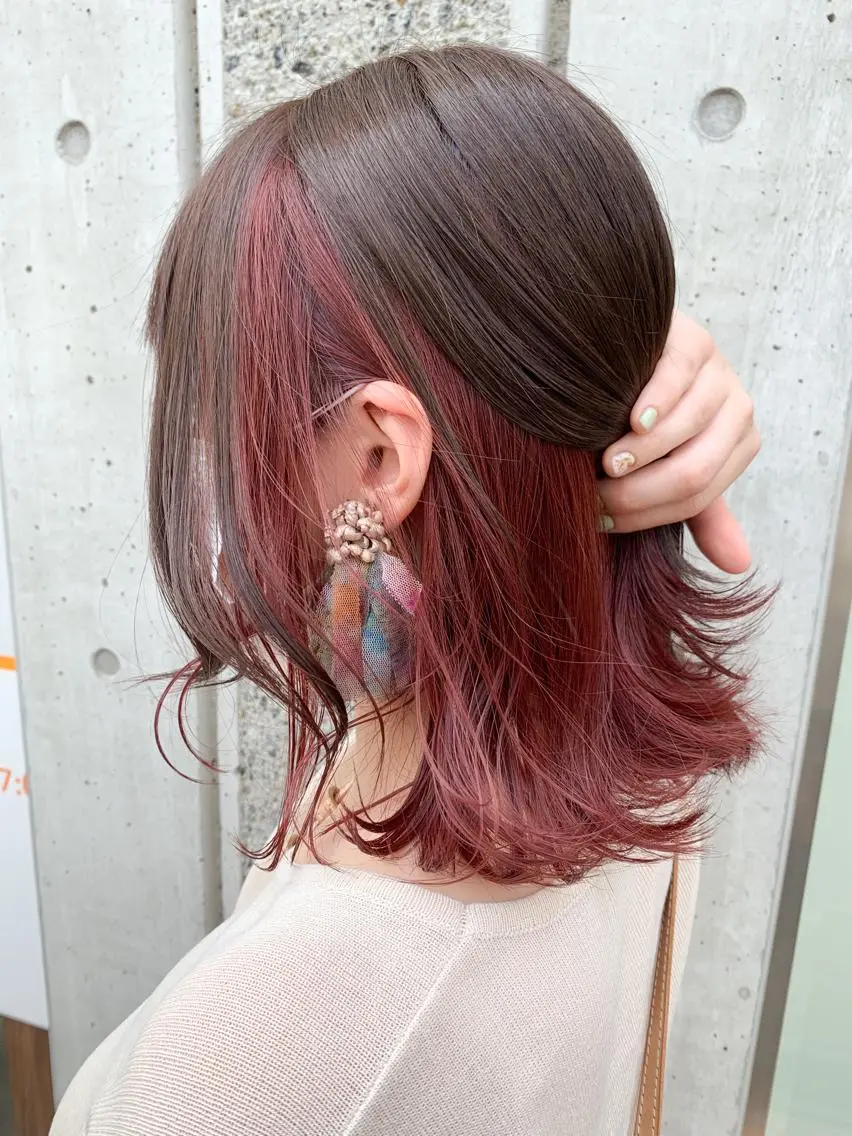 ミディアム 薄田 珠美のヘアスタイル