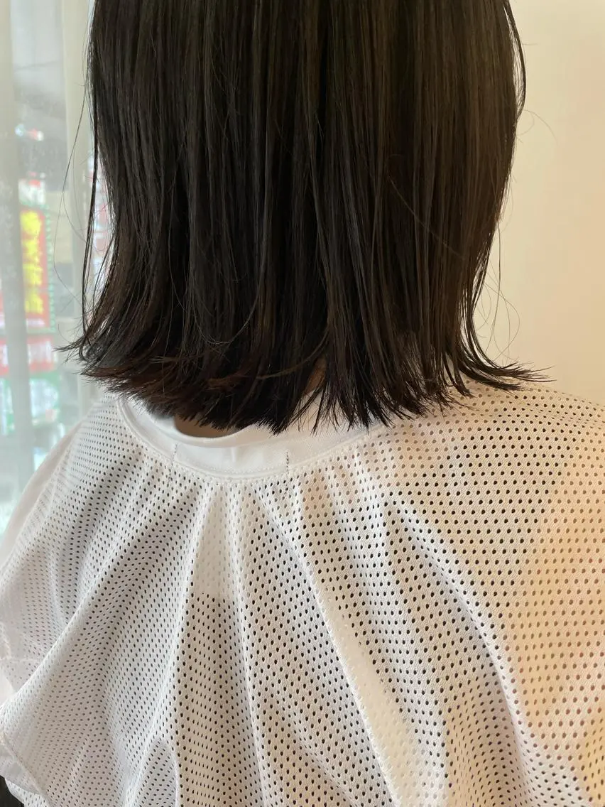 ミディアム 切りっぱなしボブ ボブ 外ハネヘア カット トリートメント ヘッドスパ ✨カラー支持No.1 🧸ワキ カナコ🧸のヘアスタイル