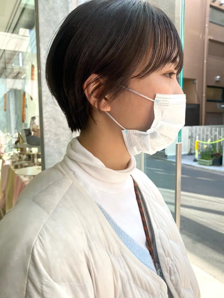 ショート カラー 永井 素のヘアスタイル