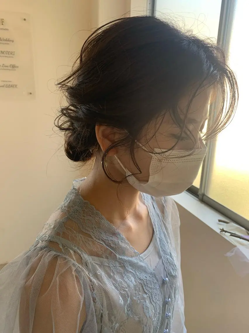 ミディアム カラー ヘアアレンジ 本間 結衣のヘアスタイル