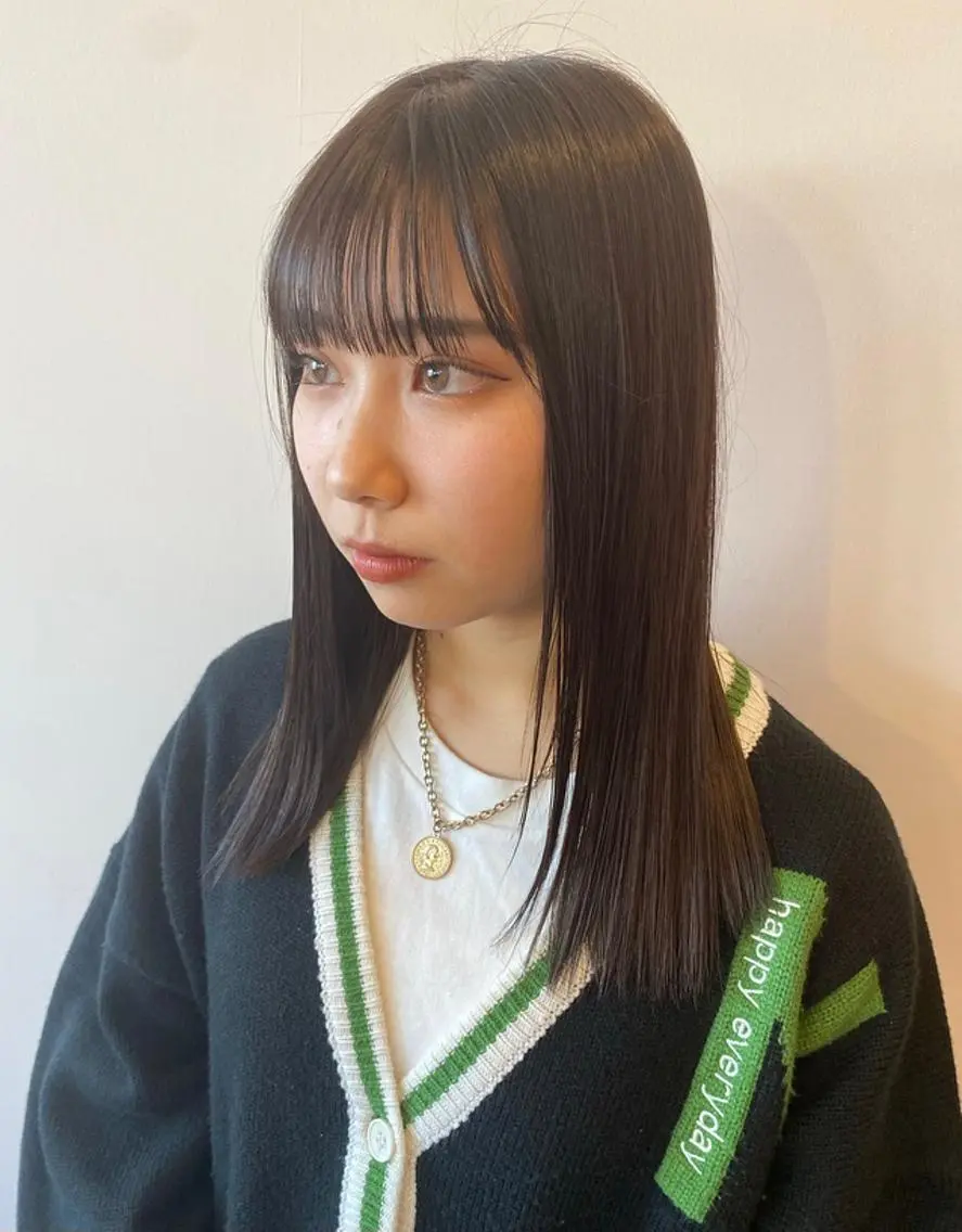 セミロング 縮毛矯正 鈴木 翔梧のヘアスタイル
