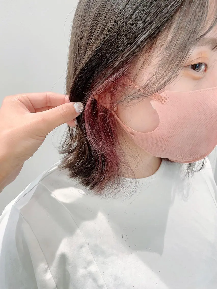 ショート カラー 切りっぱなしボブ ブリーチ イヤリングカラー ボブ カット ヘアカラー トリートメント 🦖鶴岡 香純🦖のヘアスタイル