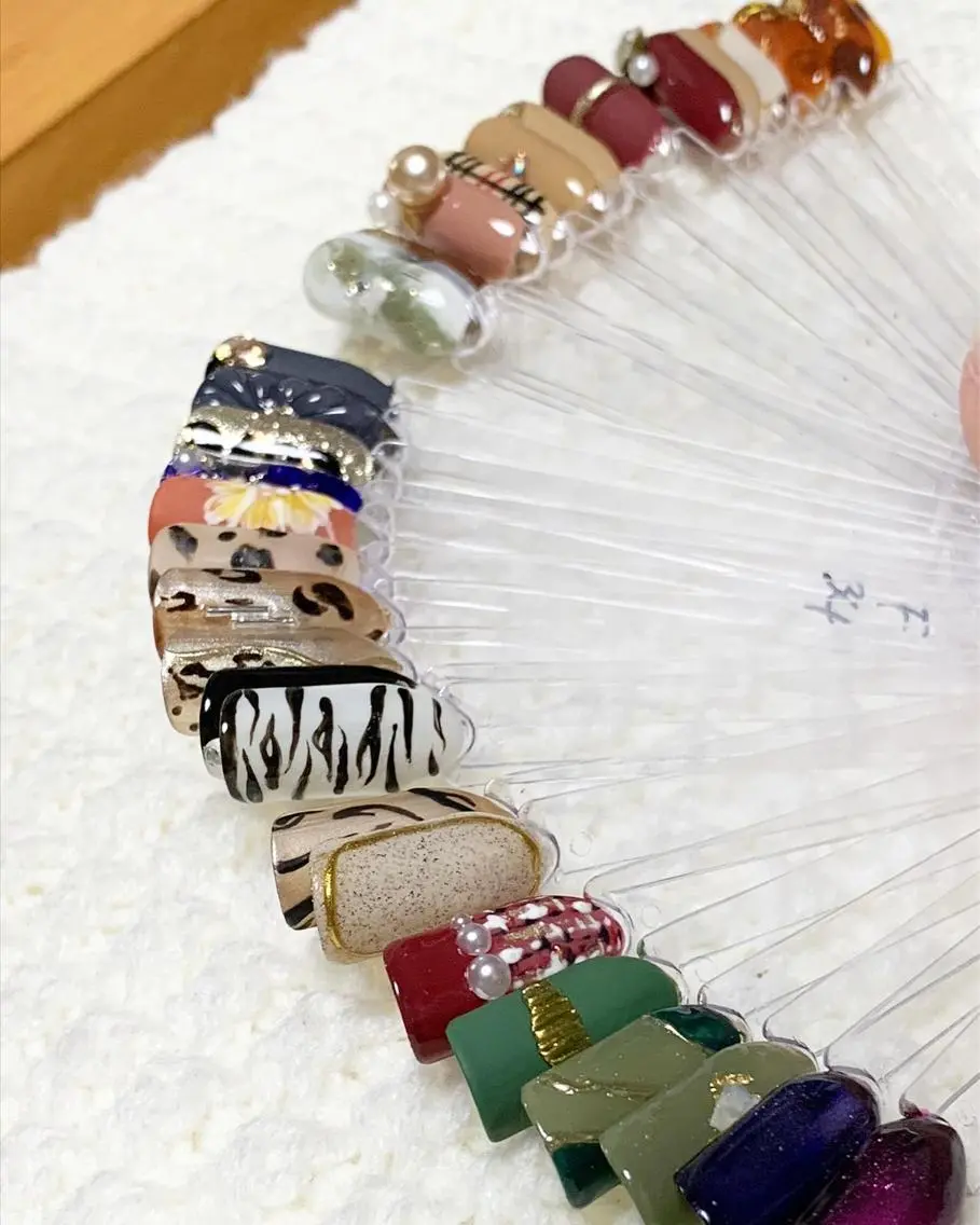 ネイル アートネイル 持ち込み 新山 聖のネイルデザイン