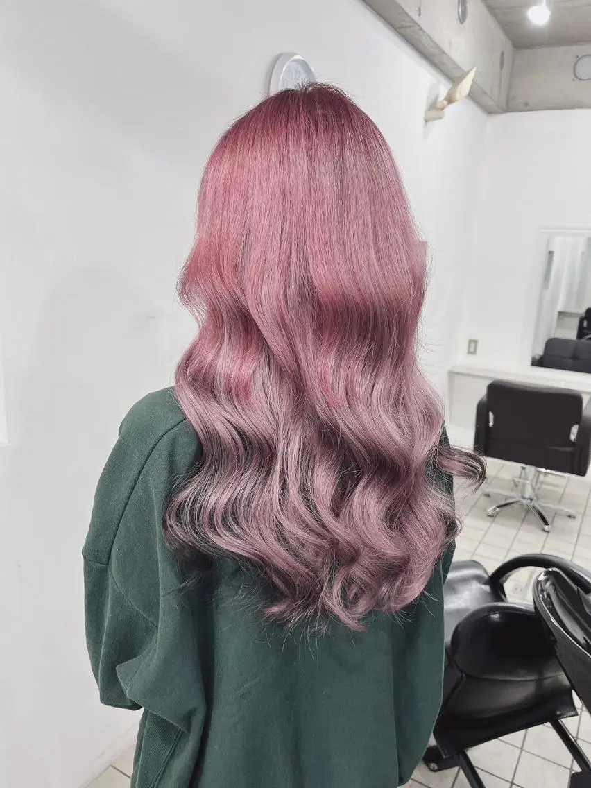 ロング カラー ヘアアレンジ LuciA7:30〜 エクステカラーのヘアスタイル