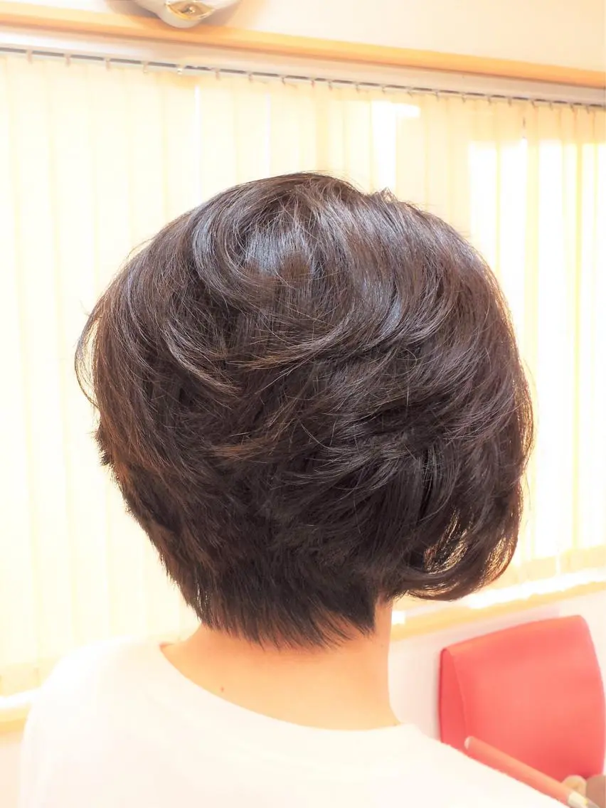 ショート カラー ブラウンカラー オレンジ オレンジブラウン ボブ ミセス 山田 達也のヘアスタイル
