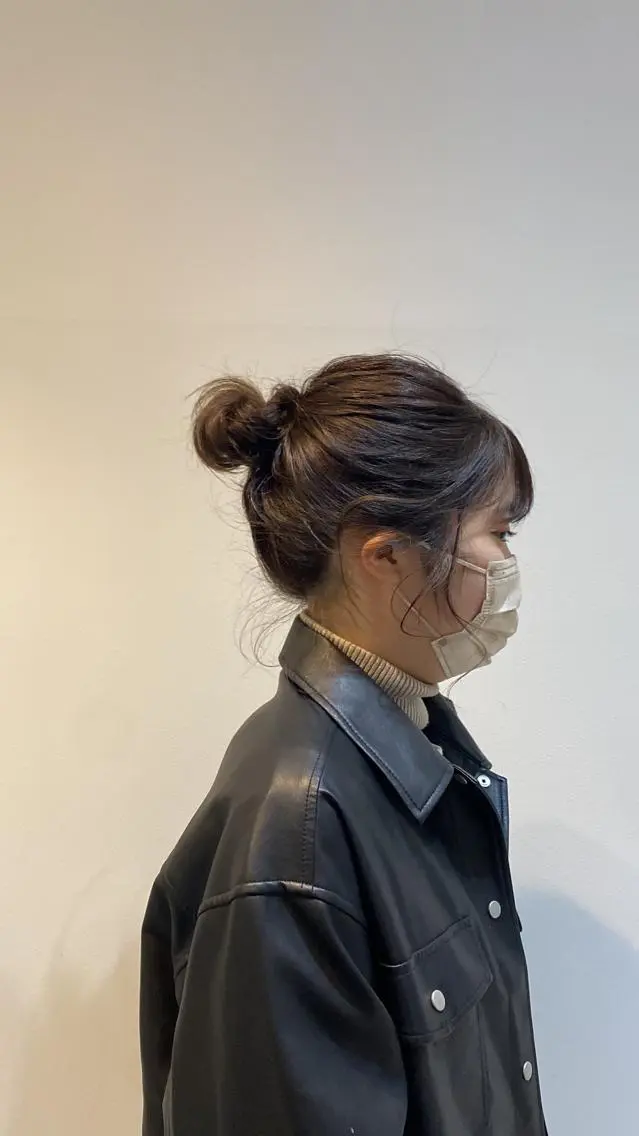 ミディアム お団子ヘア ミディアムパーマ ボブ ハイライト 髪質改善 大人かわいい×艶髪 🤍塩川のヘアスタイル