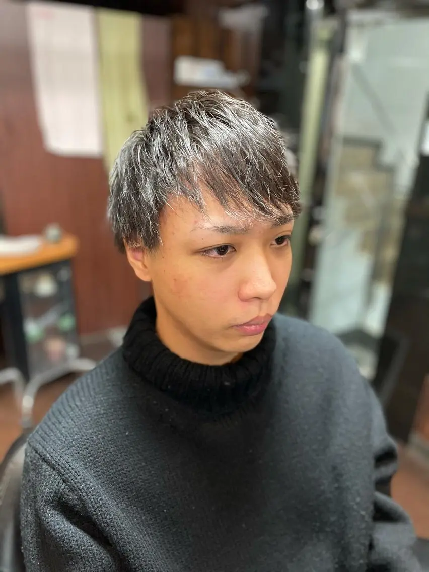 パーマ ⚜️三代 洸⚜️のヘアスタイル