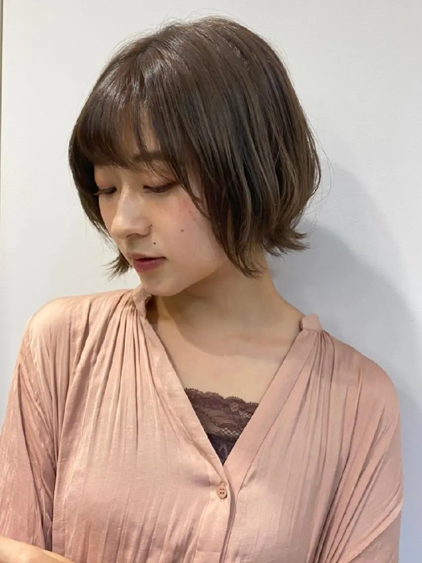 ショート ボブ レイヤーカット はんだ さきえのヘアスタイル