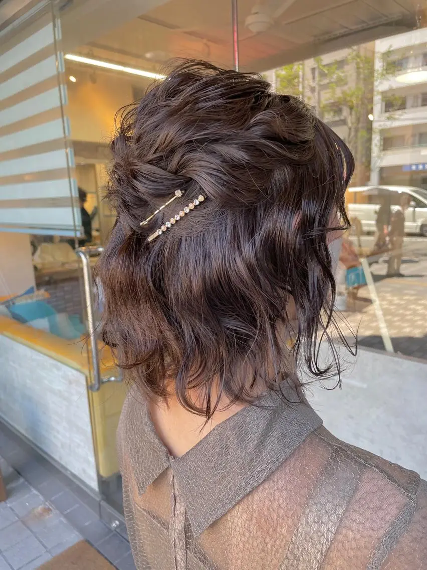 ショート ヘアアレンジ ハーフアップ ヘアセット カワシマ セイカのヘアスタイル